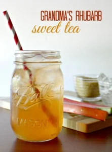 Looking for an iced rhubarb tea recipe? Learn how to make tea out of rhubarb for a delicious summer drink recipe made from rhubarb.