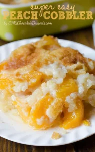 There are three reasons why this fantastic Peach Cobbler can become one of your favorite recipes – it’s super tasty, super simple and super economic.